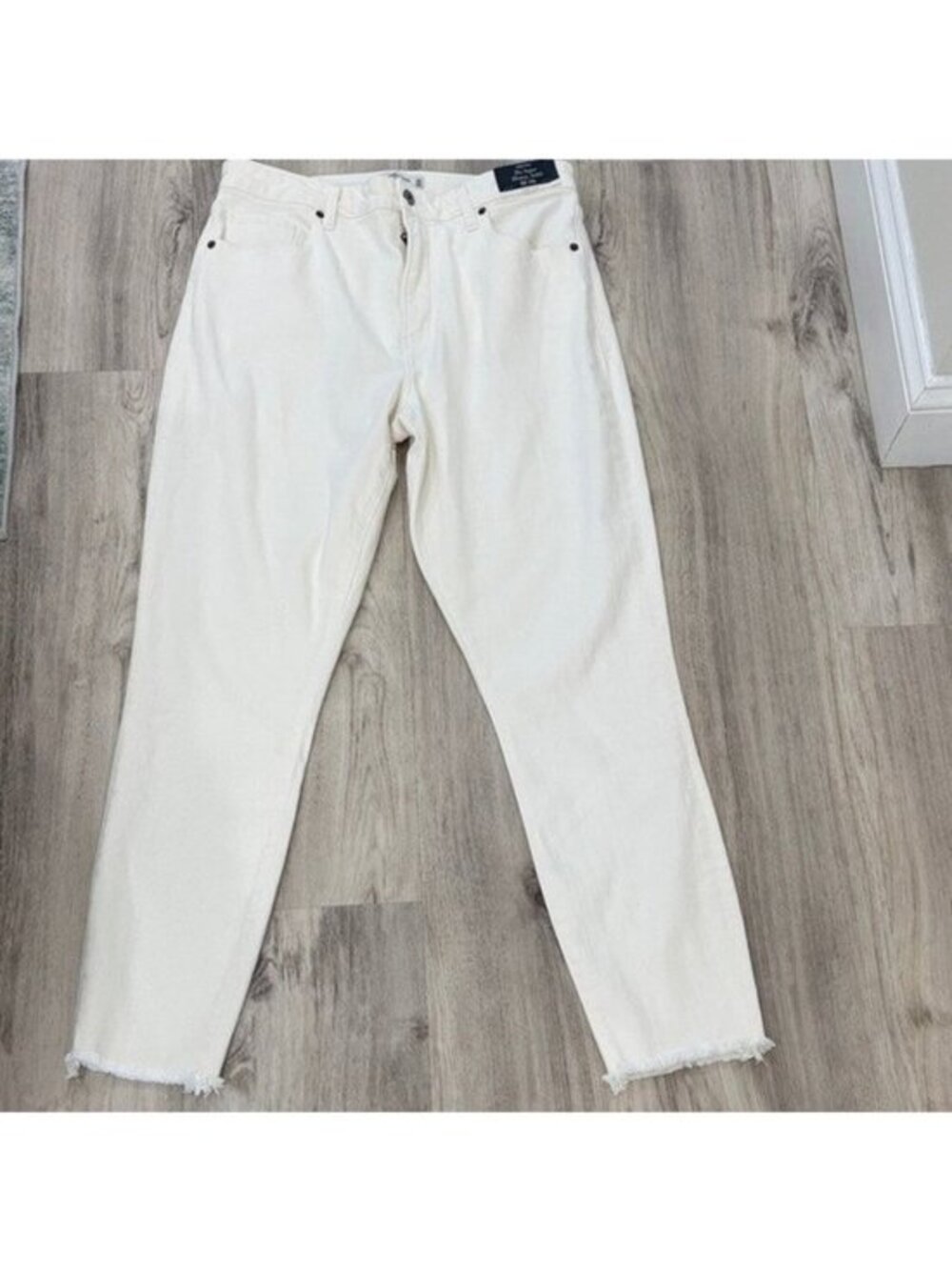 Abercrombie & Fitch mid rise super skinny ANKLE White Jeans size 32 NWT STRETCH